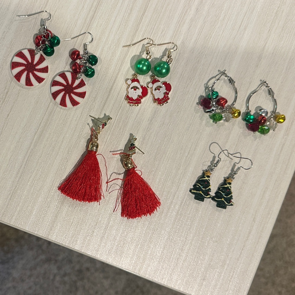 Festive Holiday Earring Set